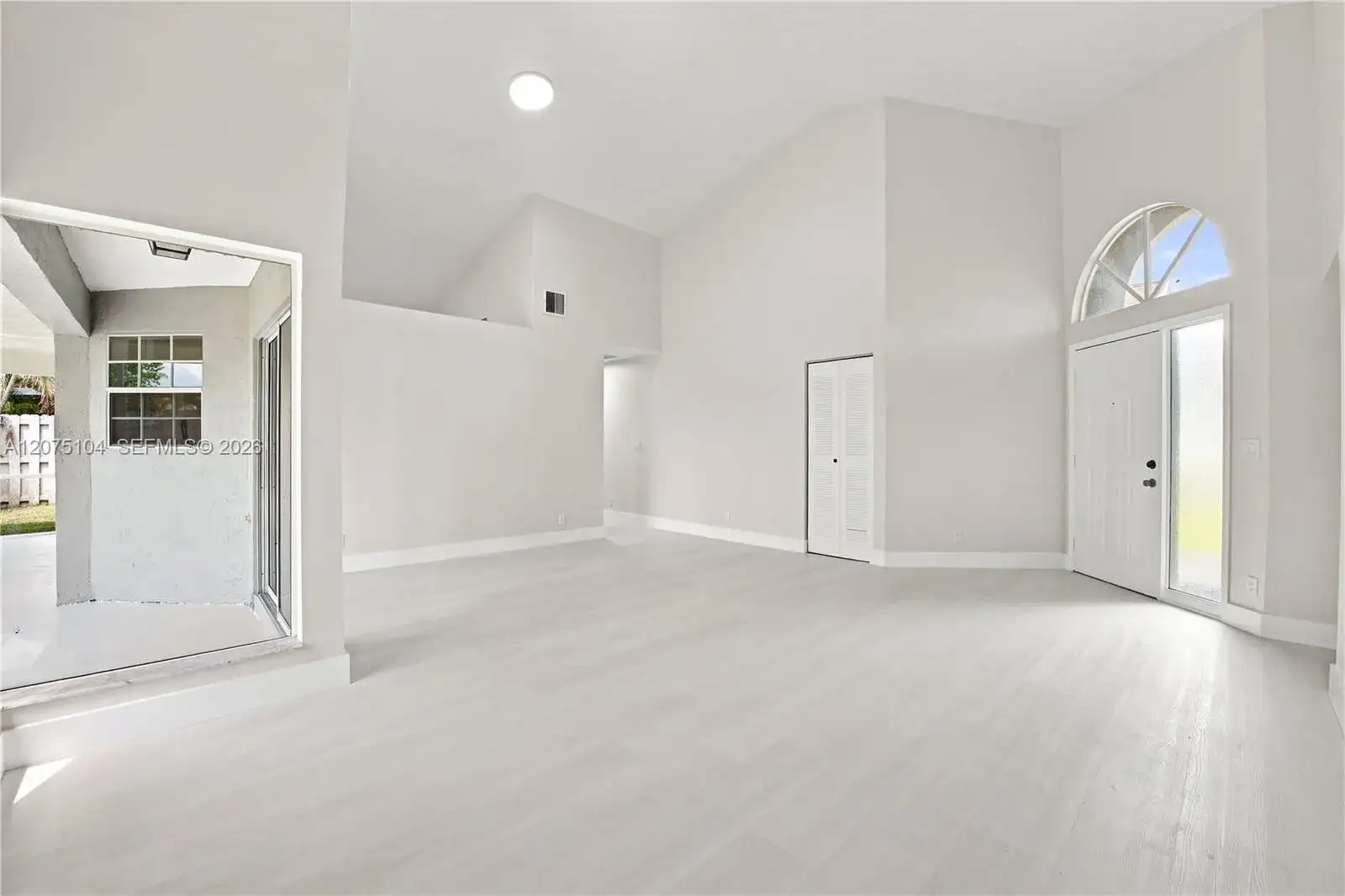 1181 SW 108th Ter, Davie FL 33324 photo 5