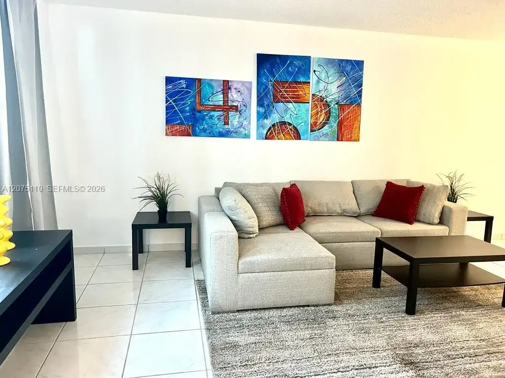 5401 Collins Ave # 311, Miami Beach FL 33140
