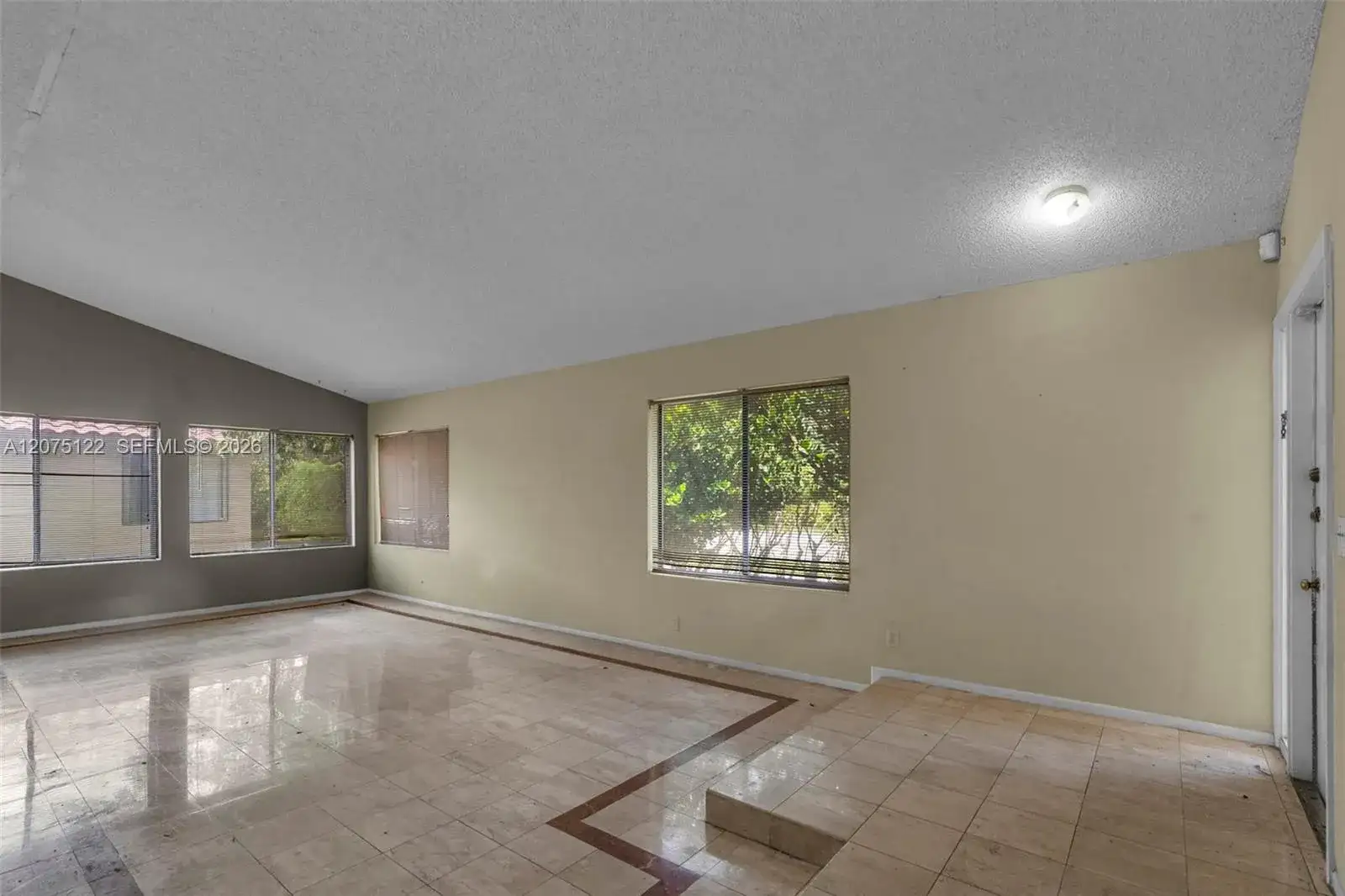 16871 Patio Village Ct, Weston FL 33326 photo 4