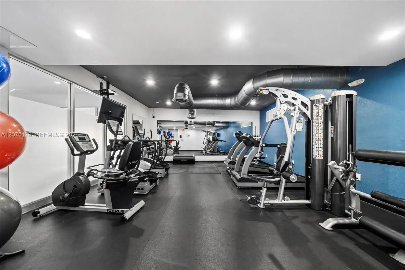 401 Golden Isles Dr # 406, Hallandale Beach FL 33009 photo 4