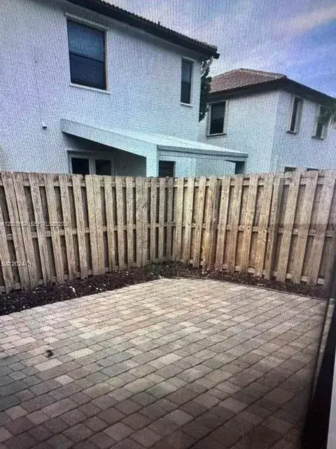 11281 NW 88th St, Doral FL 33178 photo 5