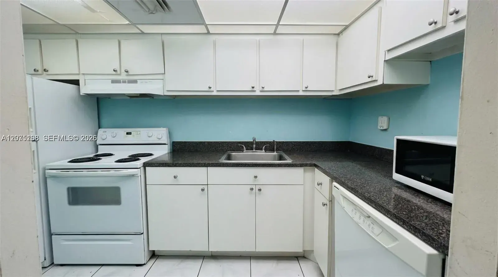 1000 West Ave # 215, Miami Beach FL 33139