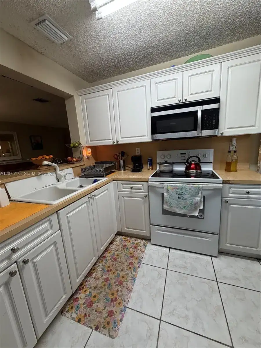 15771 SW 137th Ave # 201, Miami FL 33177 photo 5