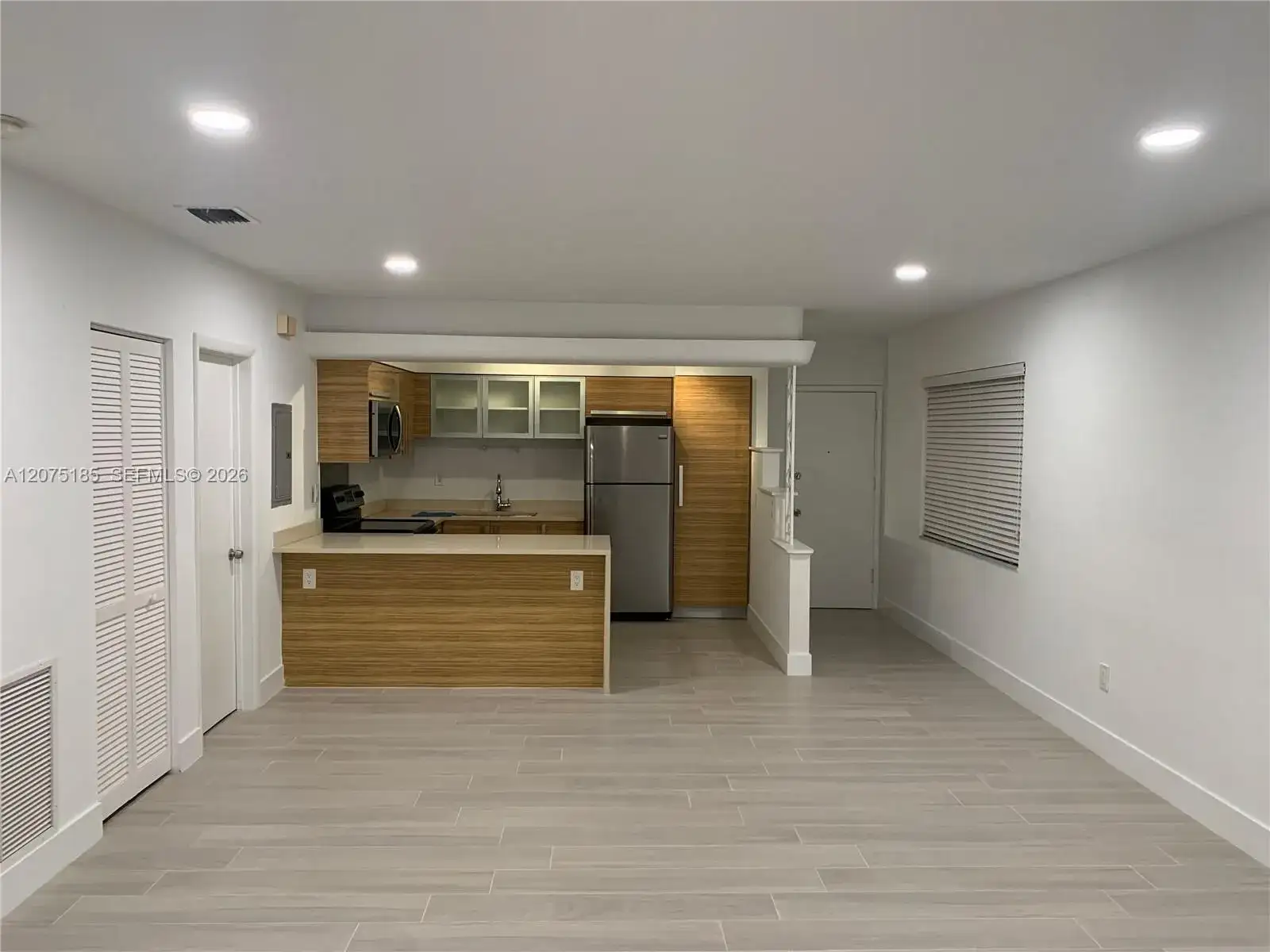 315 MAJORCA AV # 3, Coral Gables FL 33134 photo 3