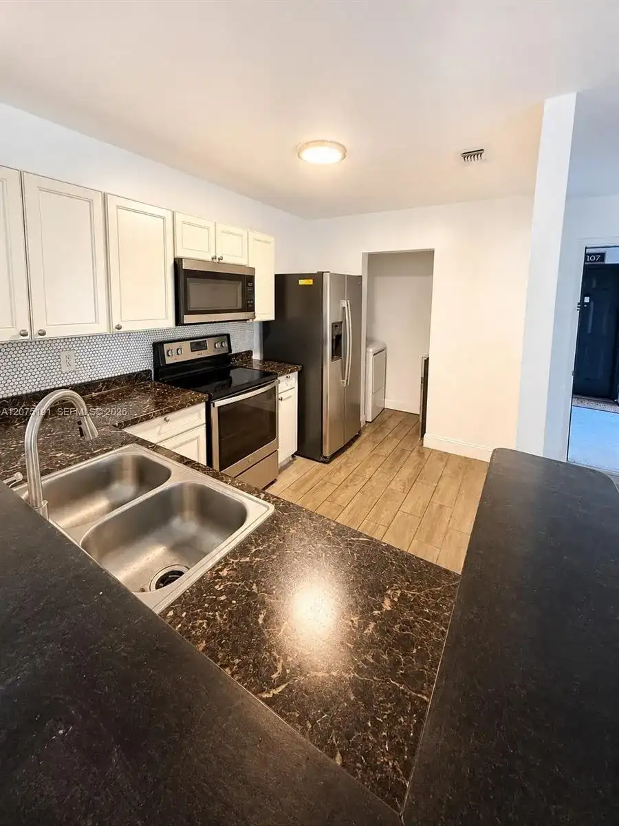 11241 W Atlantic Blvd # 108, Coral Springs FL 33071