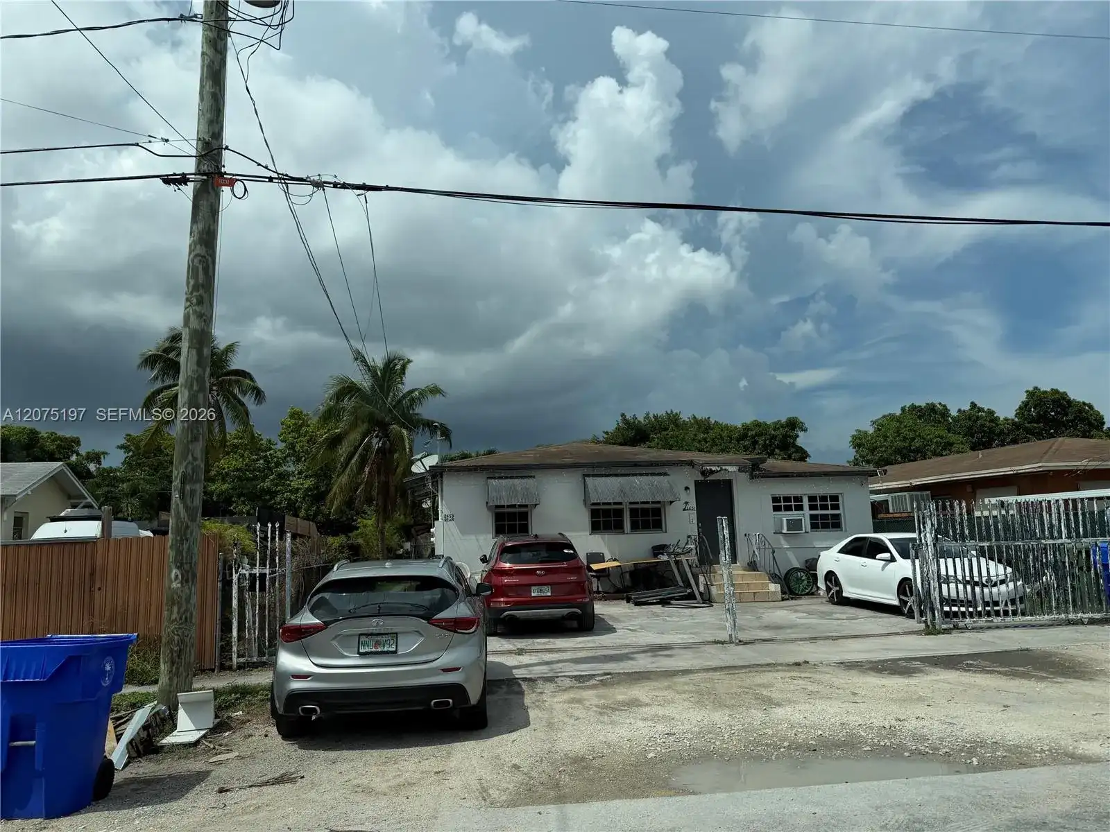 2651 NW 33rd St, Miami FL 33142 photo 2