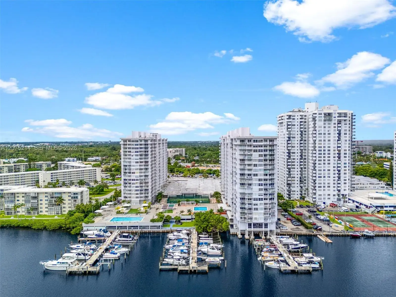 18081 Biscayne Blvd *BOAT SLIP C-8, Aventura FL 33160