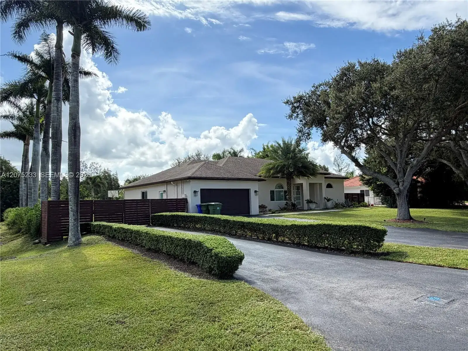 5600 SW 199th Ave, Pembroke Pines FL 33332 photo 3