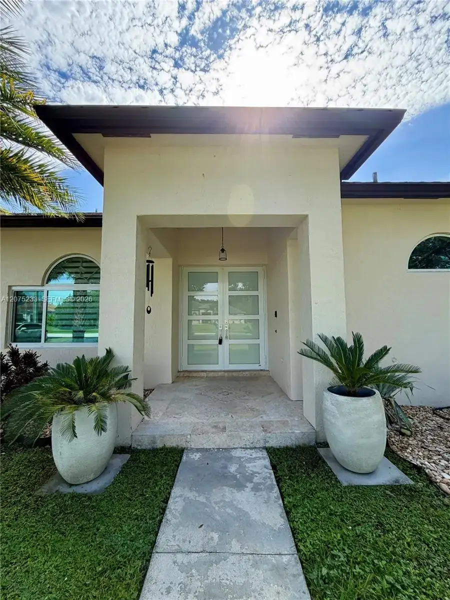 5600 SW 199th Ave, Pembroke Pines FL 33332 photo 5