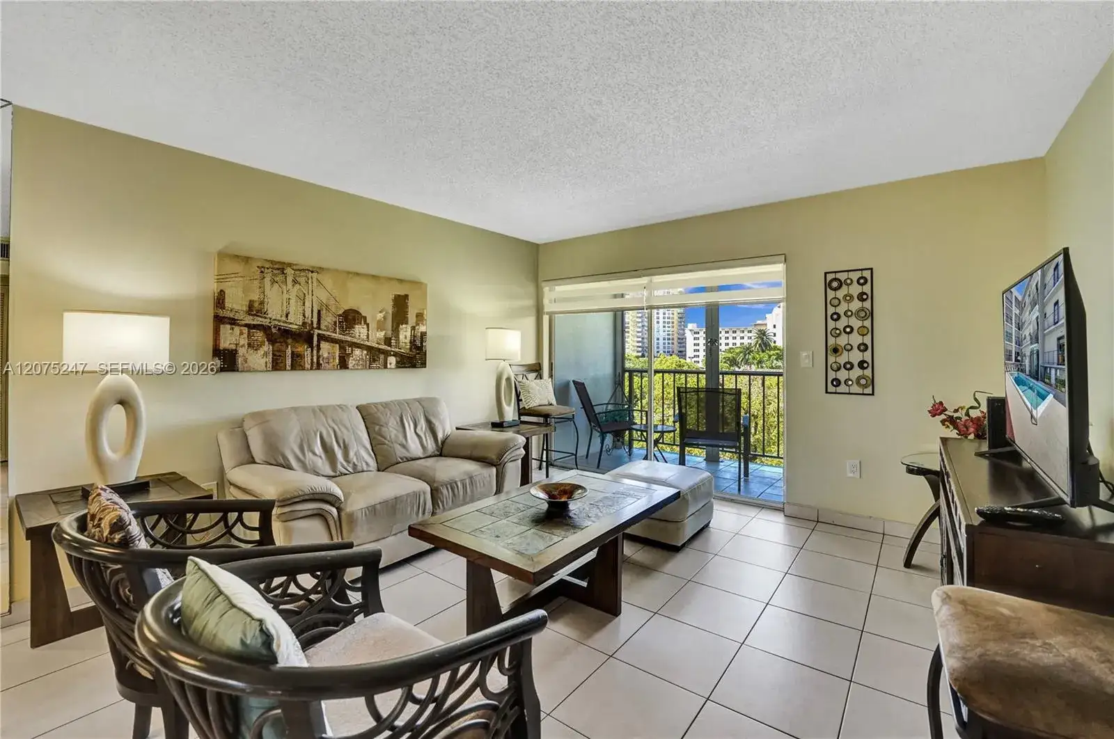 201 178th Dr # 403, Sunny Isles Beach FL 33160