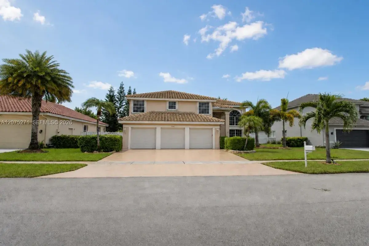 18341 NW 10th St, Pembroke Pines FL 33029