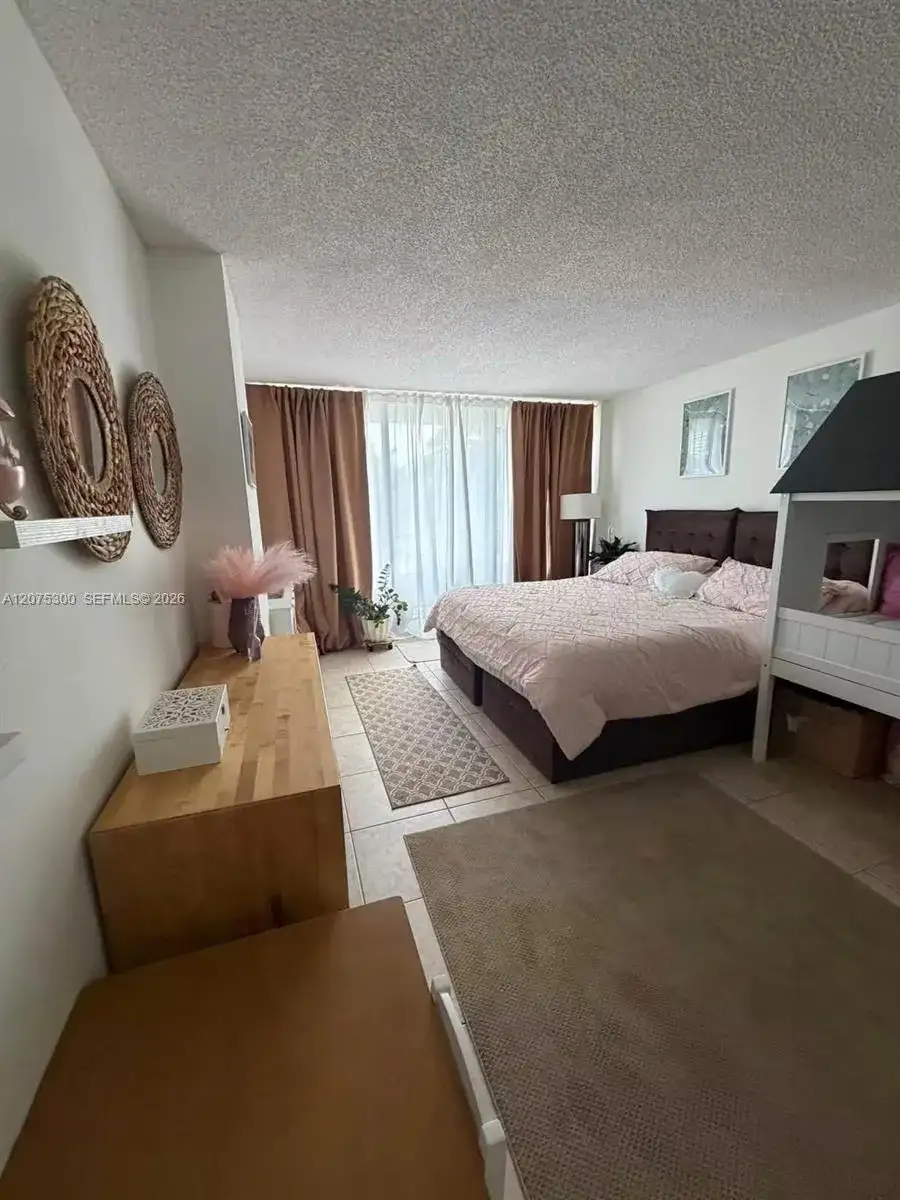 200 Leslie Dr # 427, Hallandale Beach FL 33009 photo 5