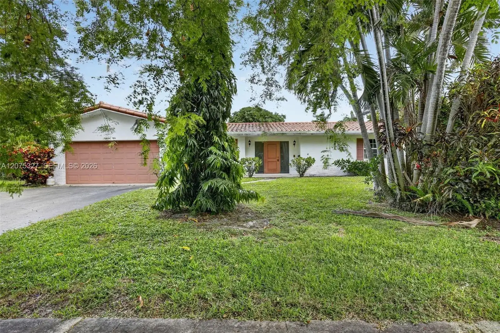 1350 NW 73rd Ave, Plantation FL 33313 photo 2