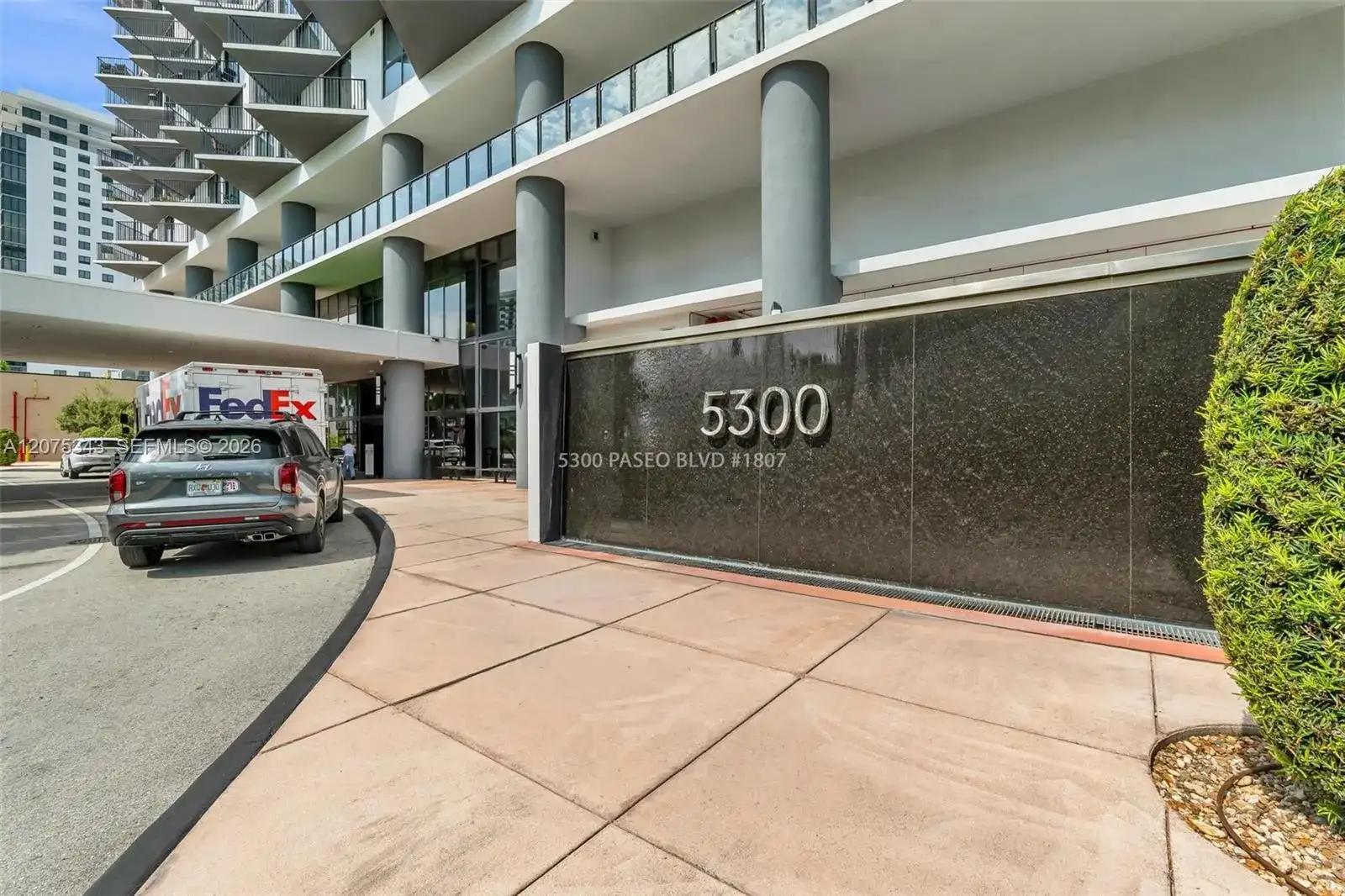 5300 Paseo Blvd # 1807, Doral FL 33166 photo 5