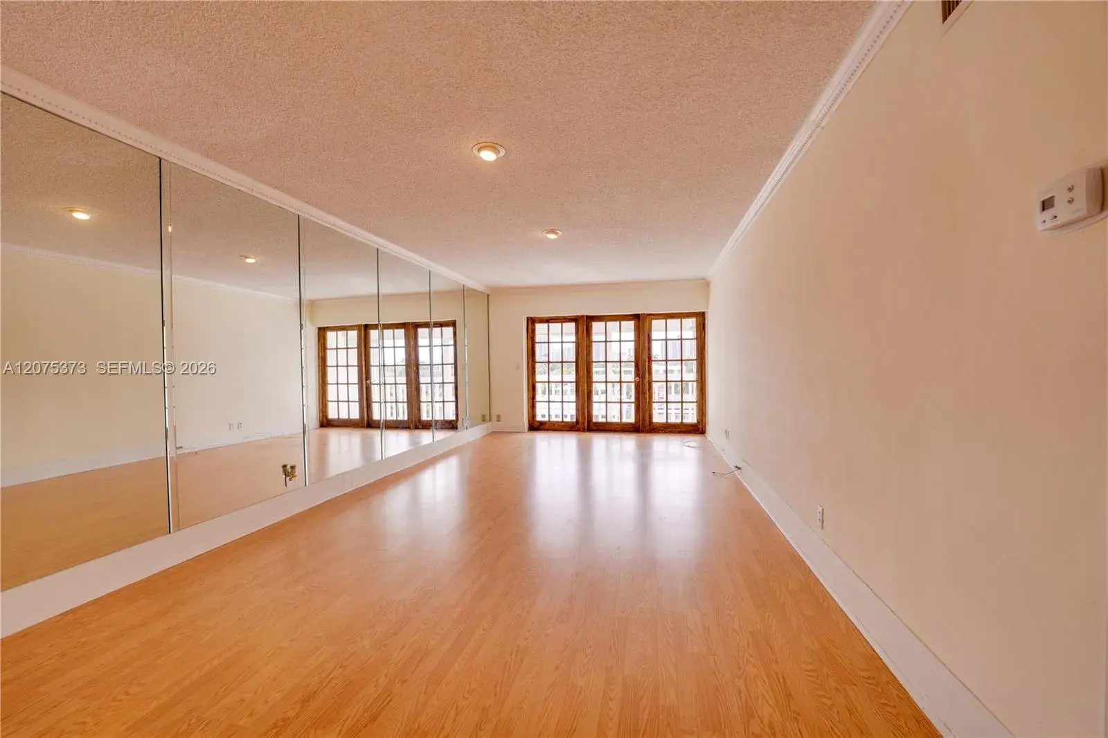455 Paradise Isle Blvd # 402, Hallandale Beach FL 33009