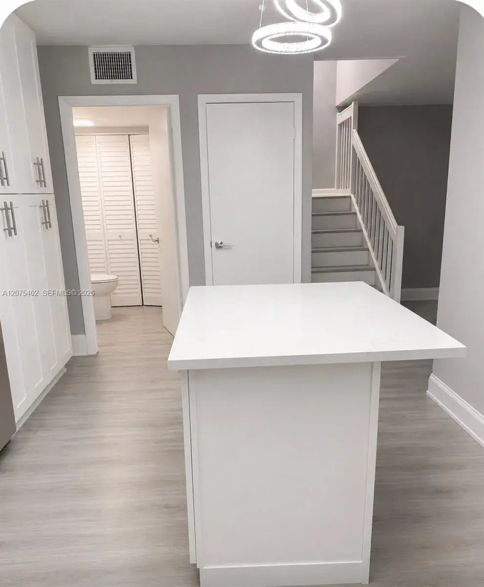 8212 S Coral Cir, North Lauderdale FL 33068