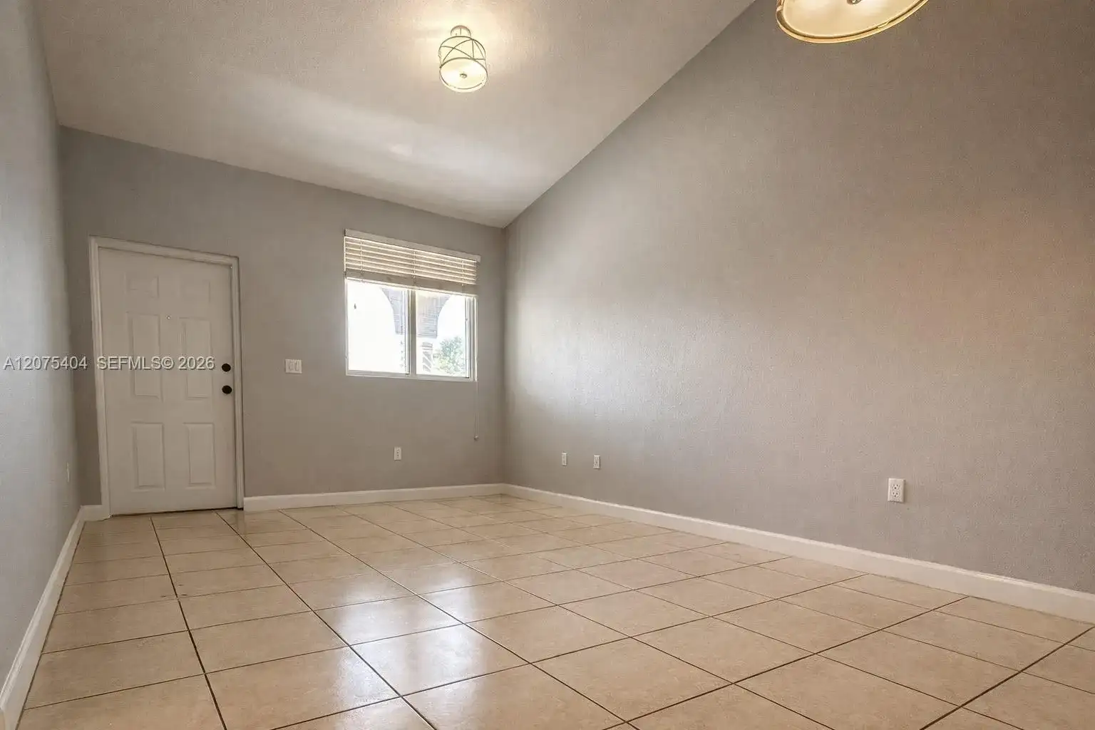 2908 SE 17th Ave # 202, Homestead FL 33035 photo 2