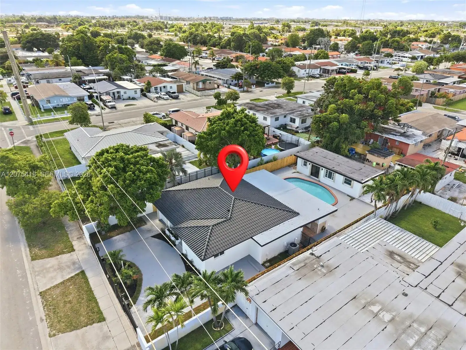 275 W 13 St, Hialeah FL 33010 photo 2