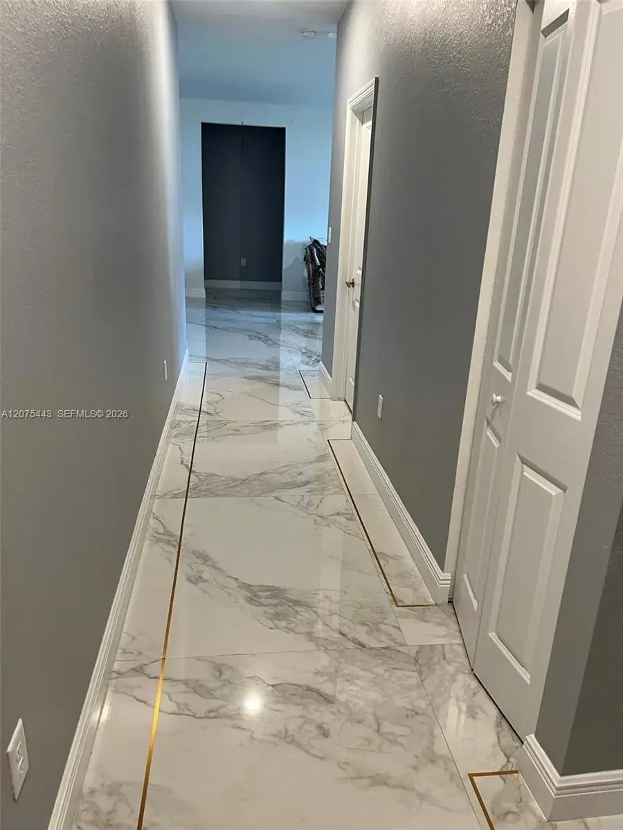 21230 SW 127th Pl, Miami FL 33177