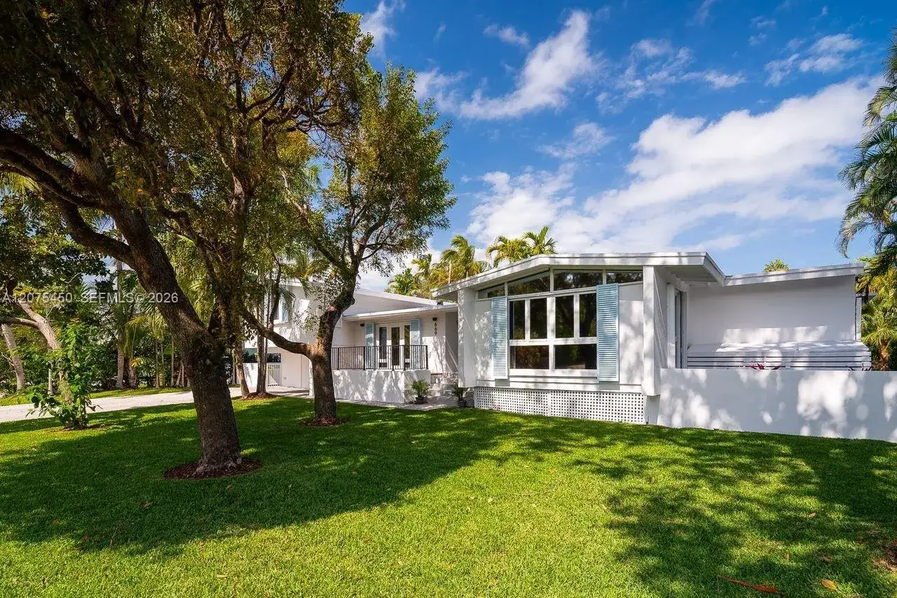 669 S Mashta Dr, Key Biscayne FL 33149 photo 4