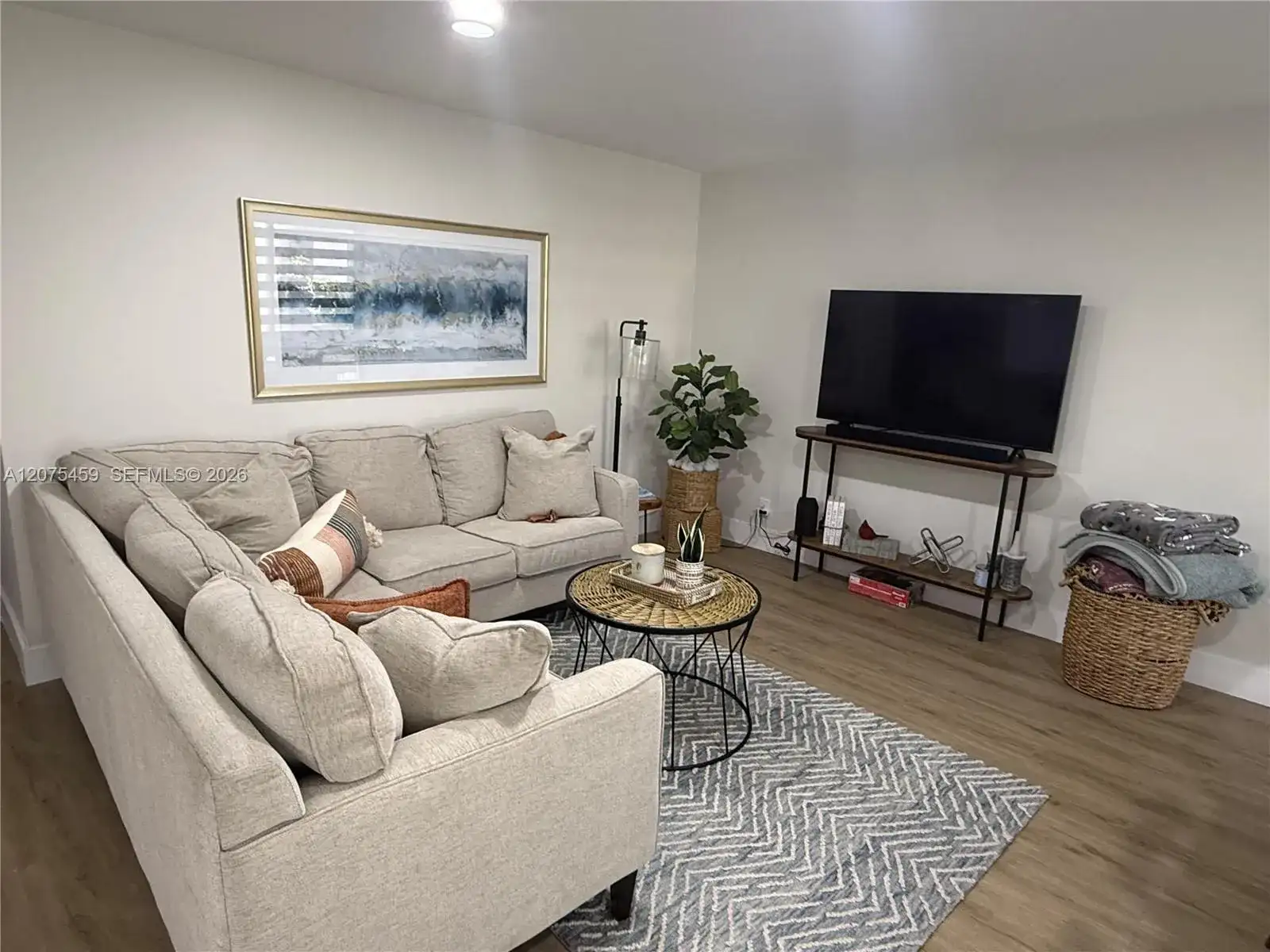 2420 Diana Dr # 402, Hallandale Beach FL 33009 photo 4