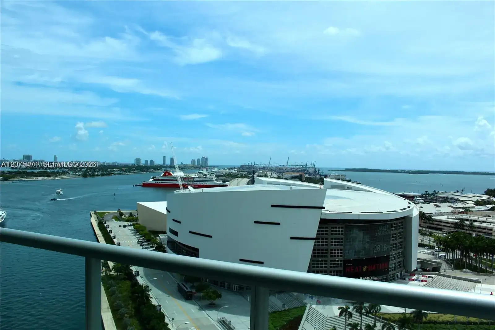 888 Biscayne Blvd # 1806, Miami FL 33132 photo 3