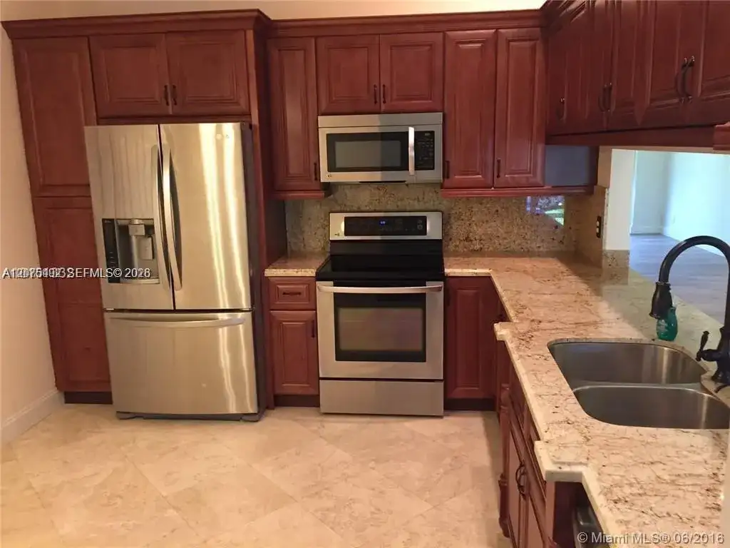5201 SW 31st Ave # 225, Dania Beach FL 33312 photo 3