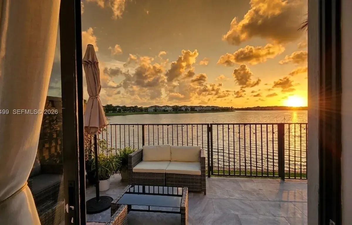 16017 NW 91st Ct, Miami Lakes FL 33018