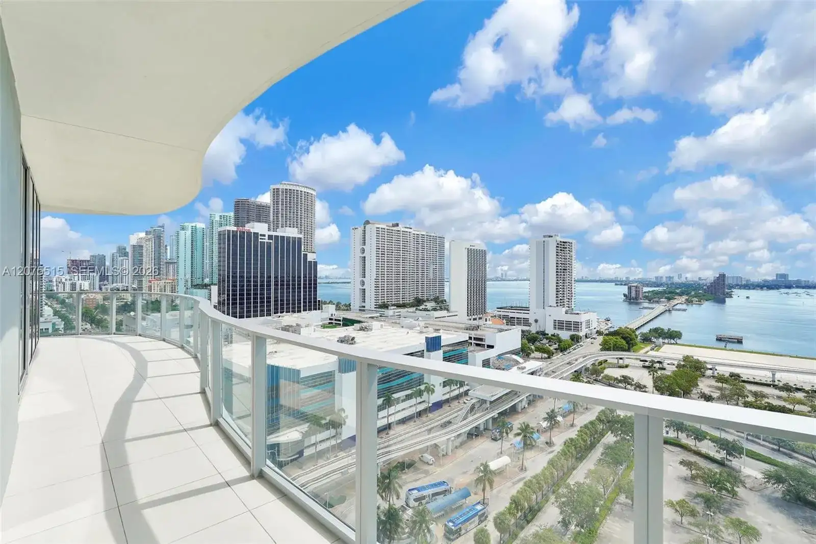 1400 Biscayne Blvd # 1706, Miami FL 33132 photo 2