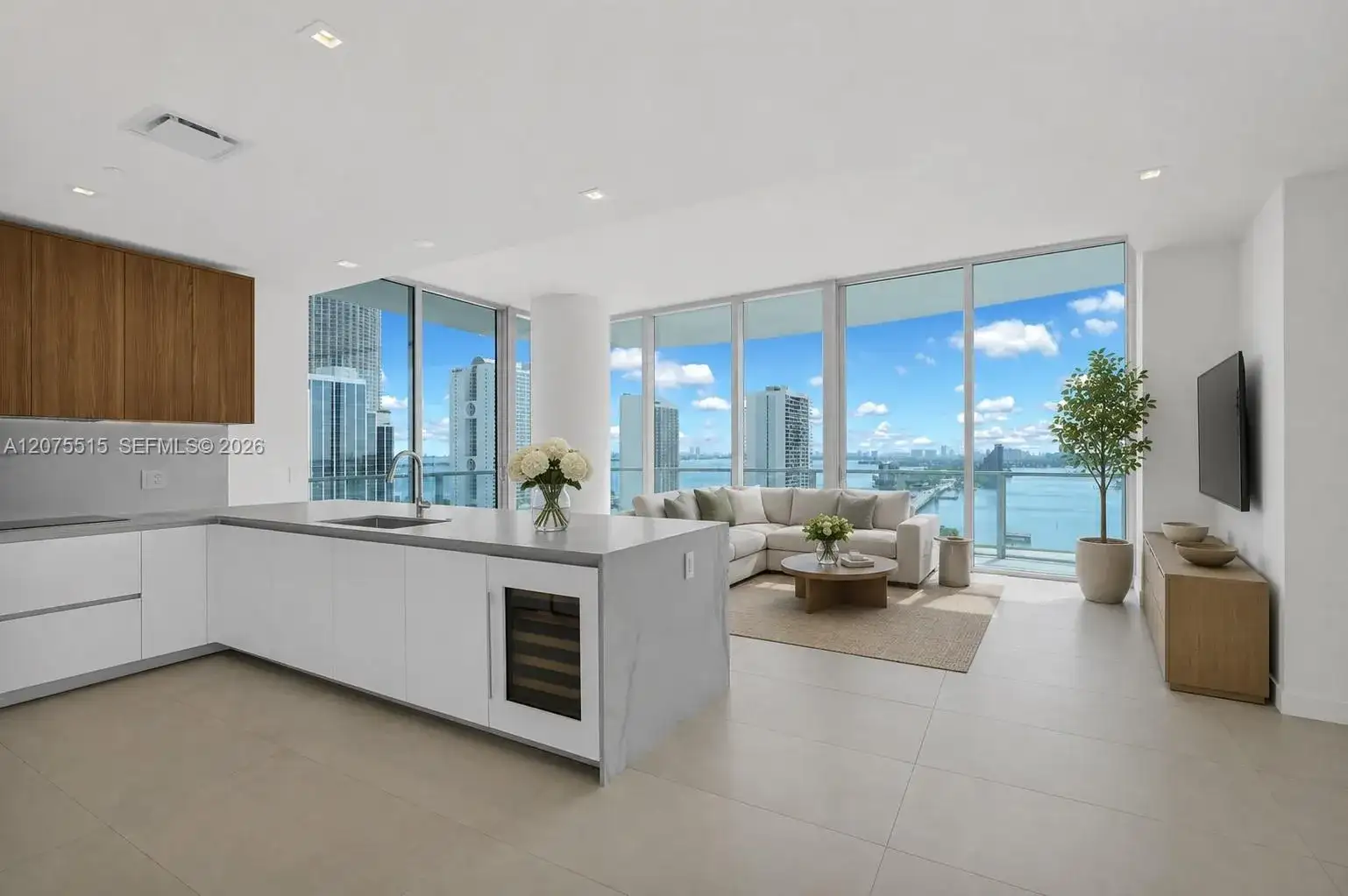 1400 Biscayne Blvd # 1706, Miami FL 33132 photo 5