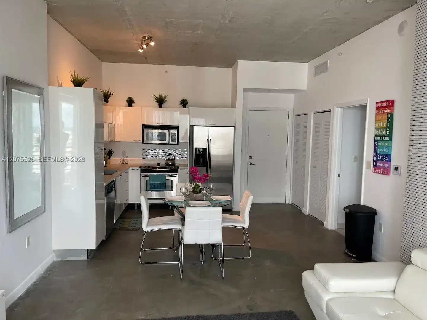 133 NE 2nd Ave # 3405, Miami FL 33132