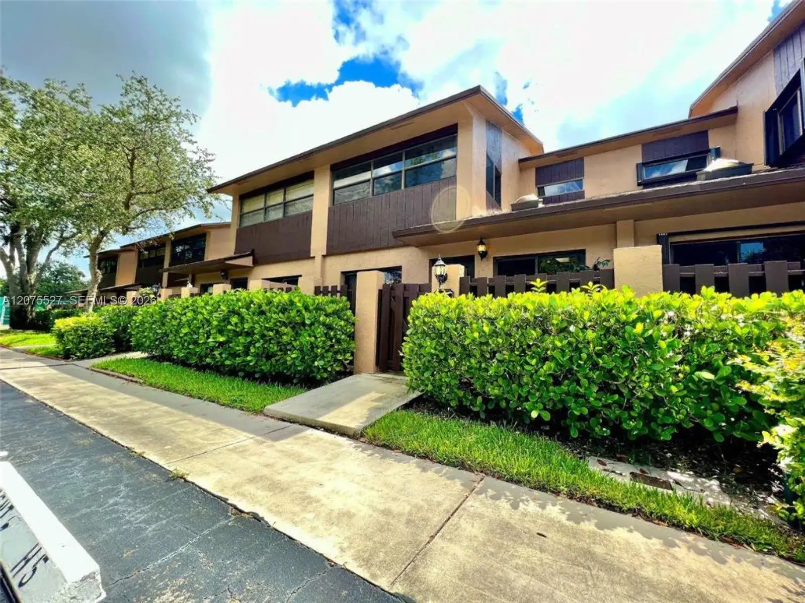 7750 NW 79th Ave # H5, Tamarac FL 33321 photo 4