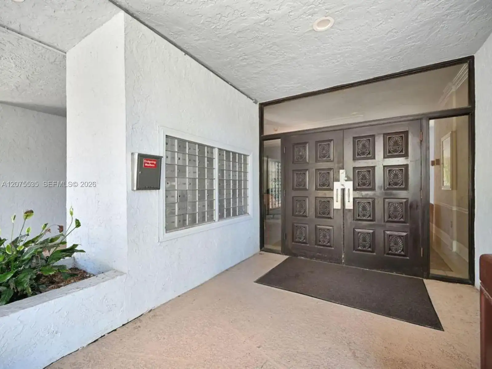 500 Executive Center Dr # 3I, West Palm Beach FL 33401 photo 4