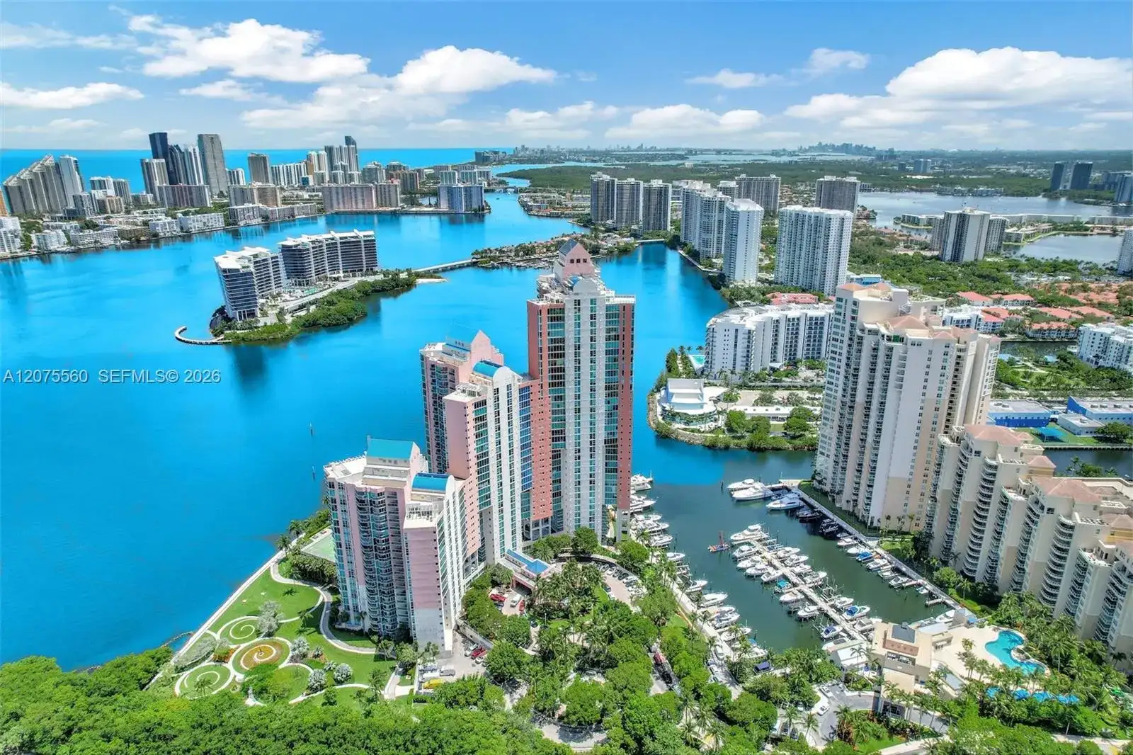 3370 Hidden Bay Dr # 815, Aventura FL 33180 photo 3