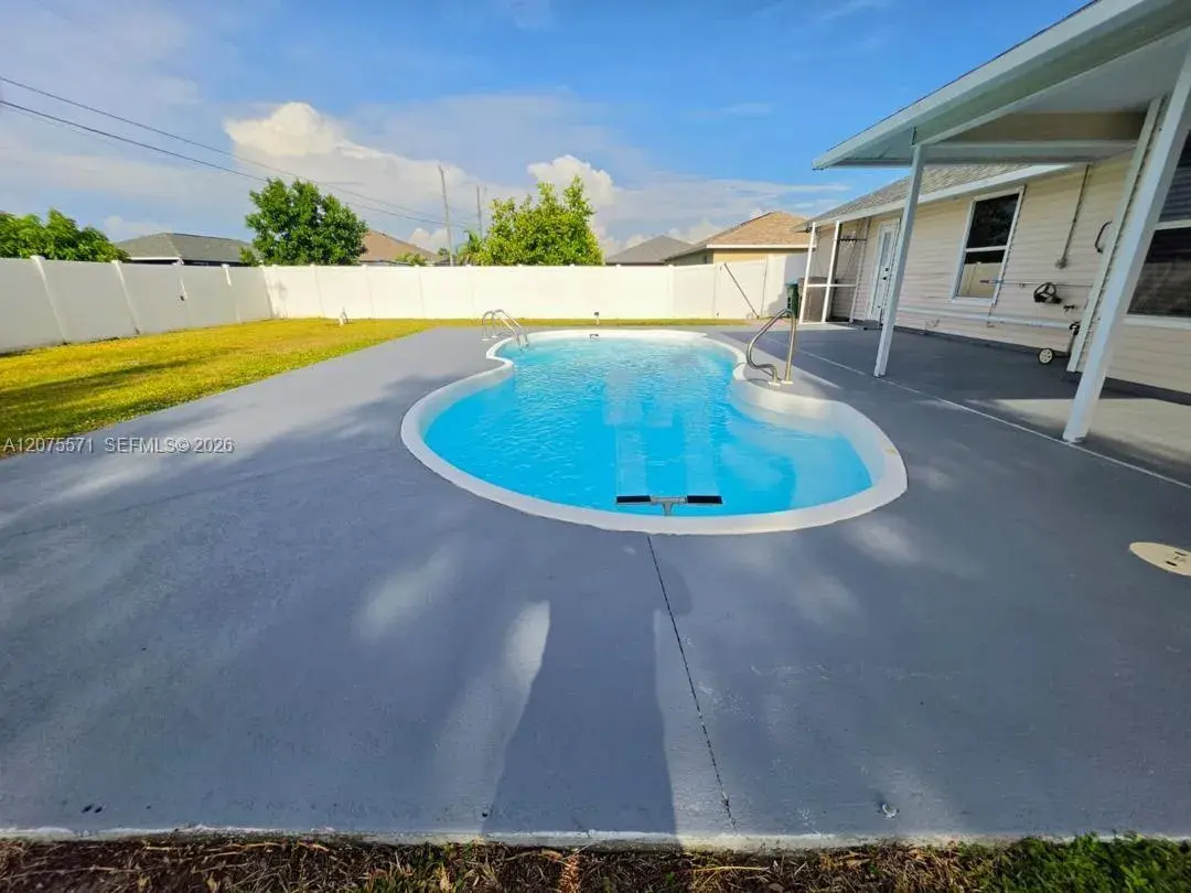 626 SW 25th Ter, Cape Coral FL 33914