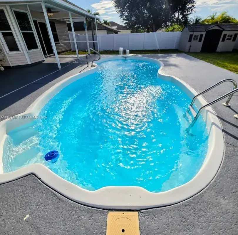 626 SW 25th Ter, Cape Coral FL 33914