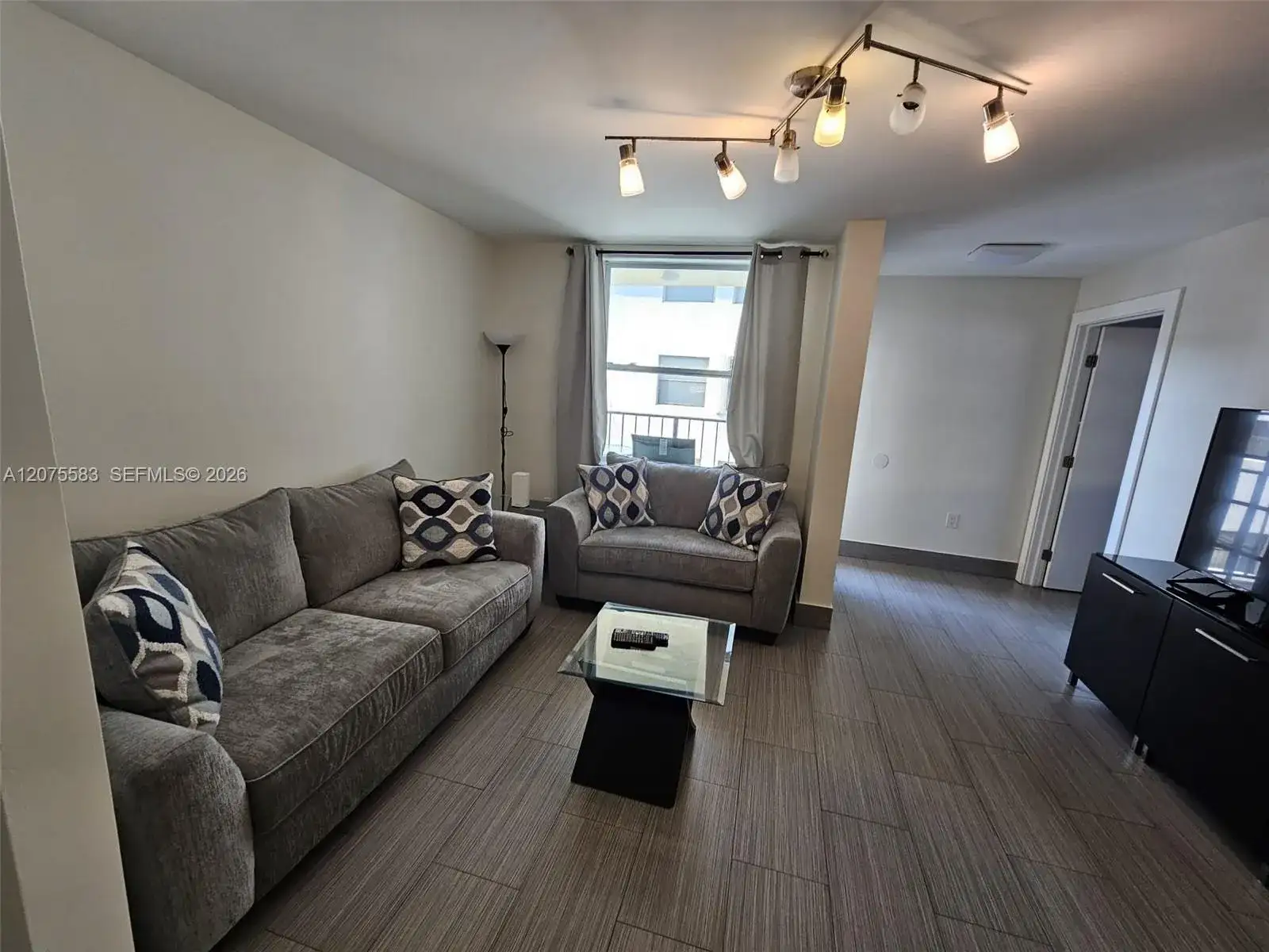 3605 Indian Creek Dr # 203, Miami Beach FL 33140 photo 4