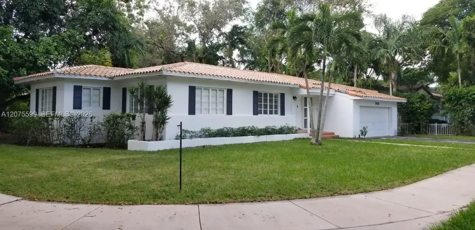 702 Tibidabo Ave, Coral Gables FL 33143