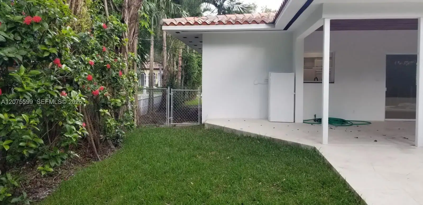 702 Tibidabo Ave, Coral Gables FL 33143 photo 4