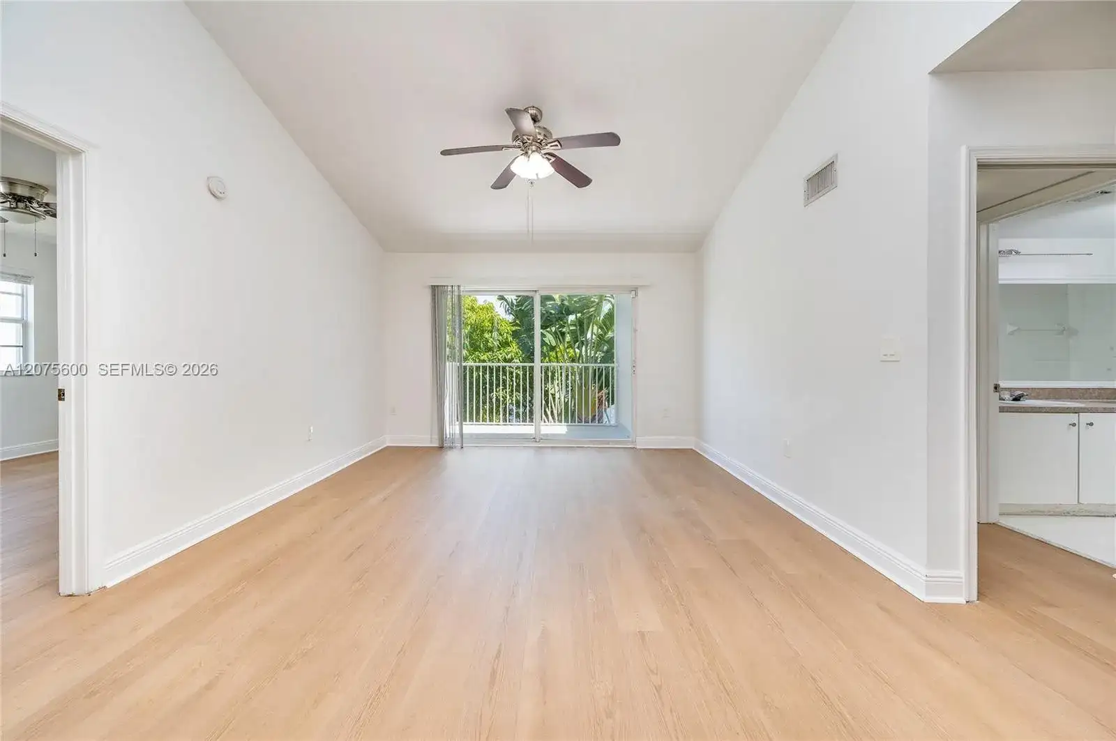 11145 SW 6th St # 302, Pembroke Pines FL 33025 photo 4