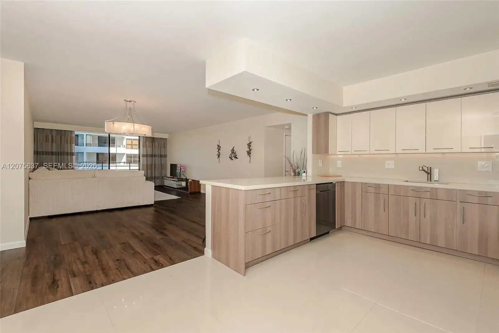 600 Three Islands Blvd # 521, Hallandale Beach FL 33009 photo 3