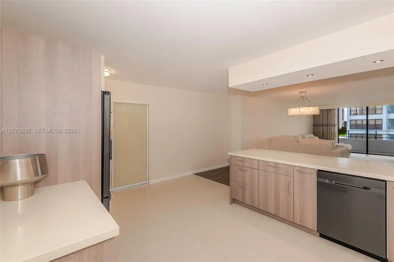 600 Three Islands Blvd # 521, Hallandale Beach FL 33009 photo 4
