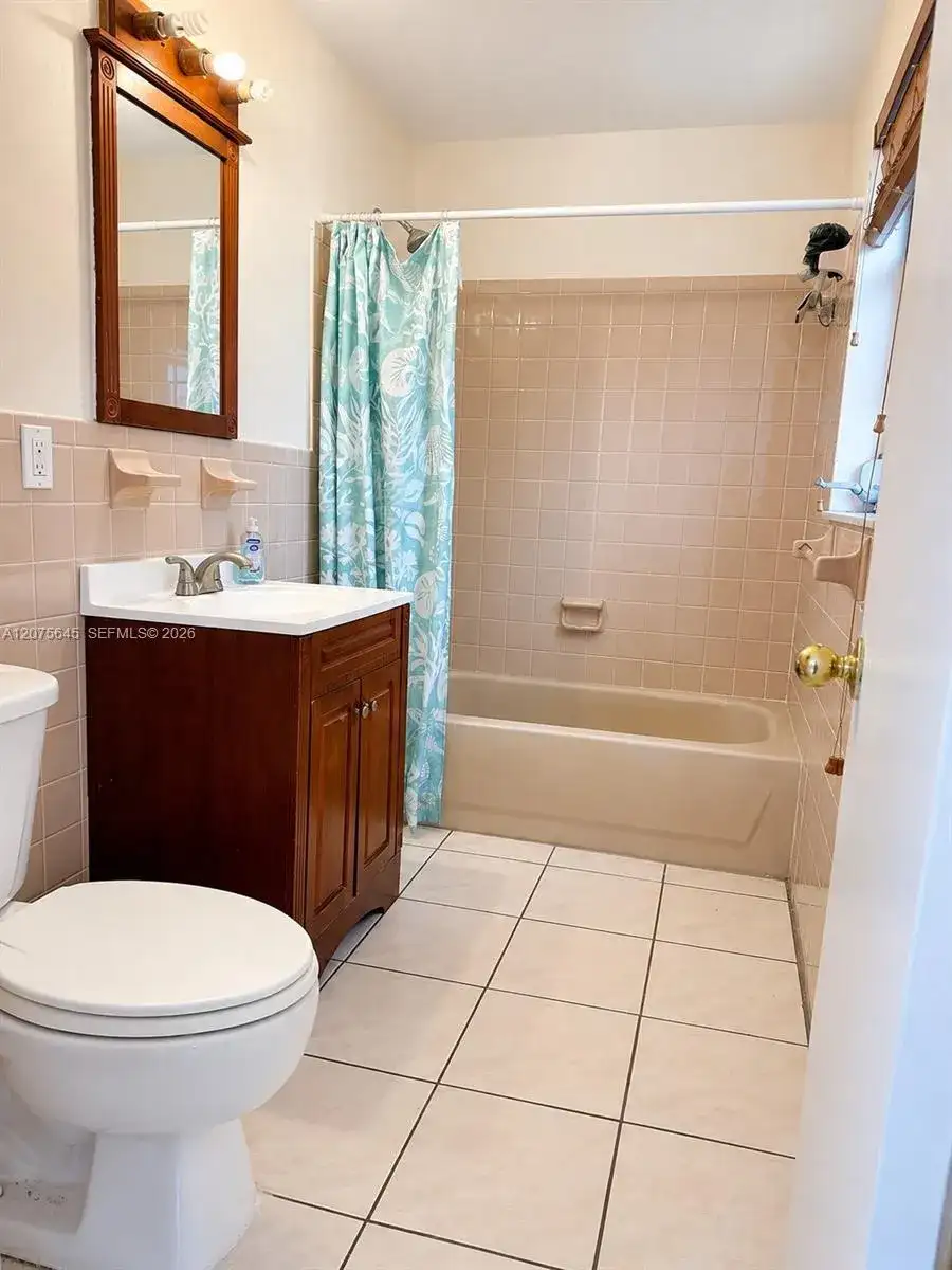 6488 SW 25th St # 1, Miami FL 33155 photo 4