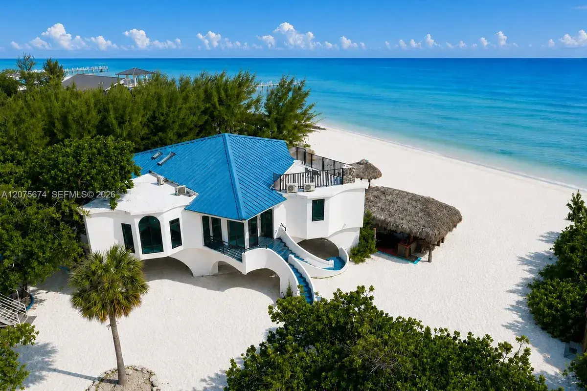 1557 Long Beach Dr, Big Pine FL 33043