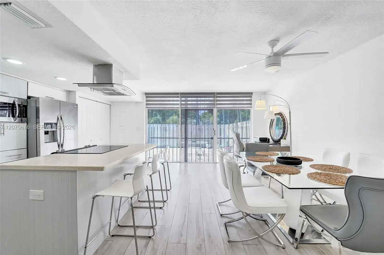 2716 NE 8th St # 2716, Hallandale Beach FL 33009 photo 4