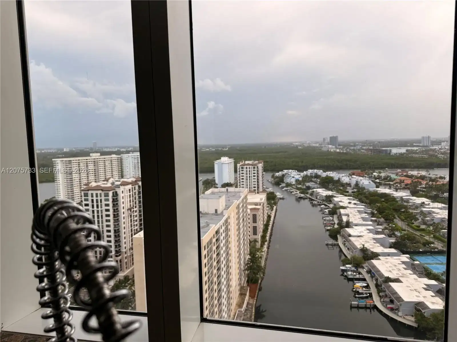 16001 SW Collins Ave # 2406, Sunny Isles Beach FL 33160