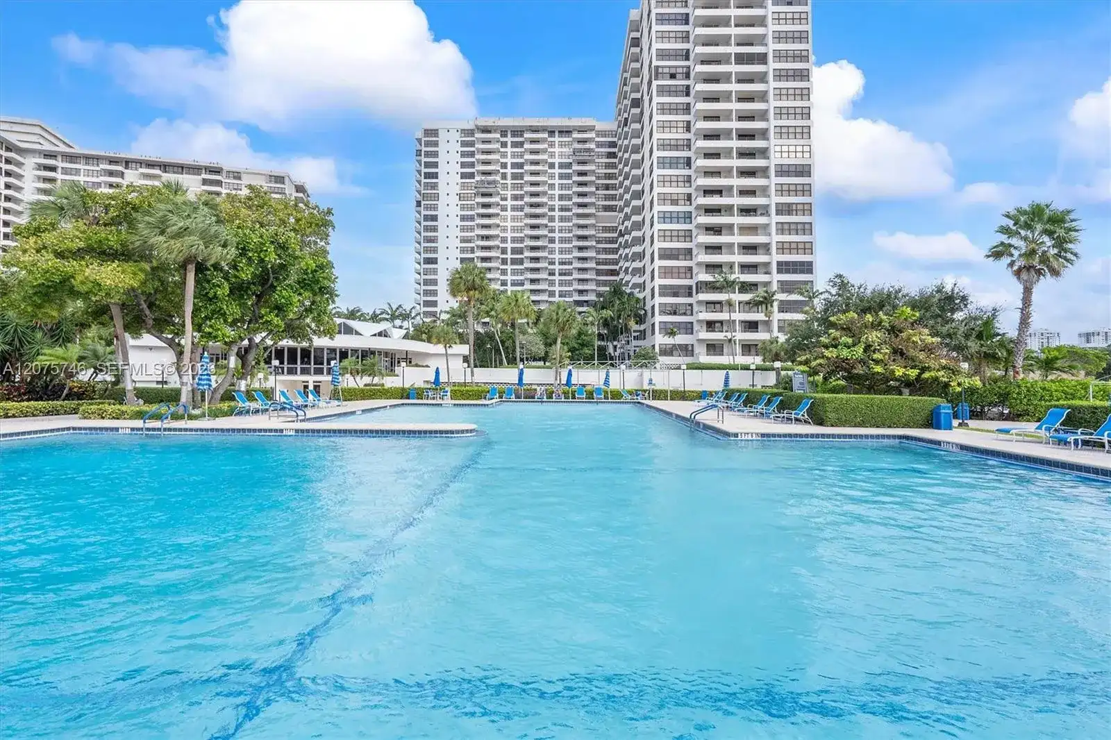 600 Three Islands Blvd # 305, Hallandale Beach FL 33009 photo 4