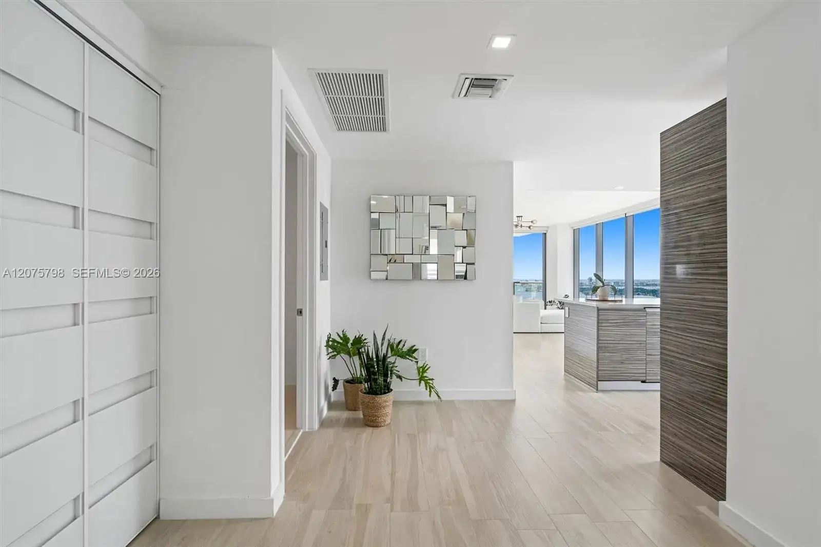 460 NE 28th St # 3508, Miami FL 33137 photo 3