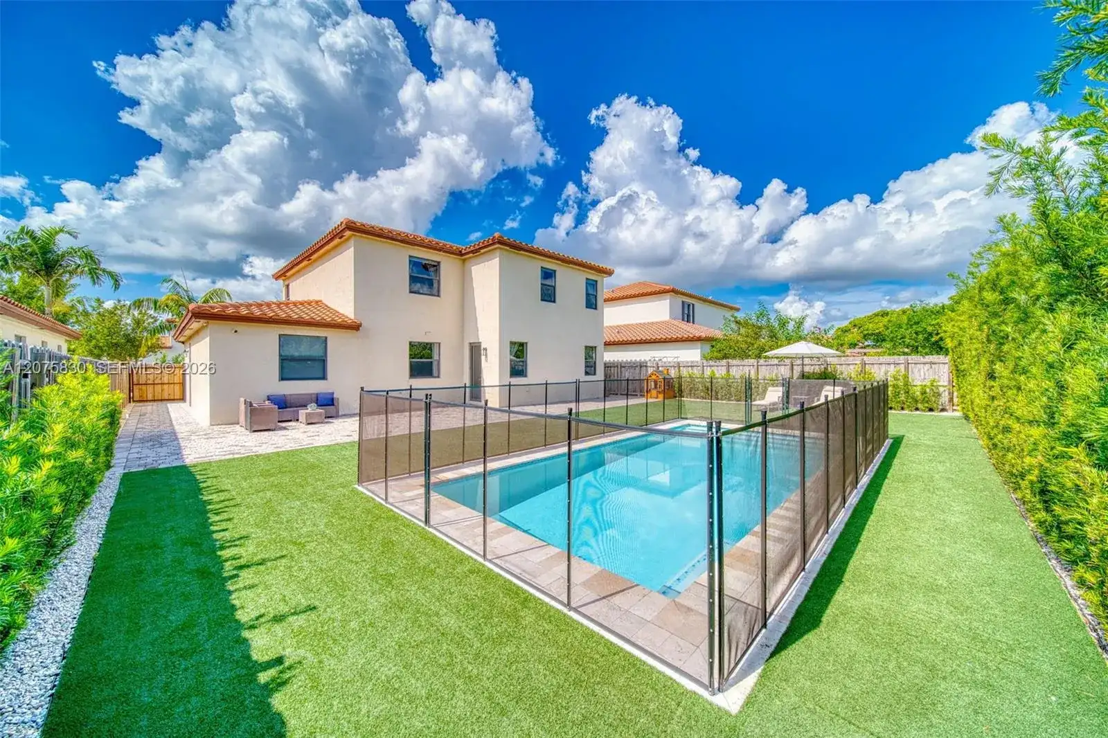 2655 SE 1st St, Homestead FL 33033 photo 2