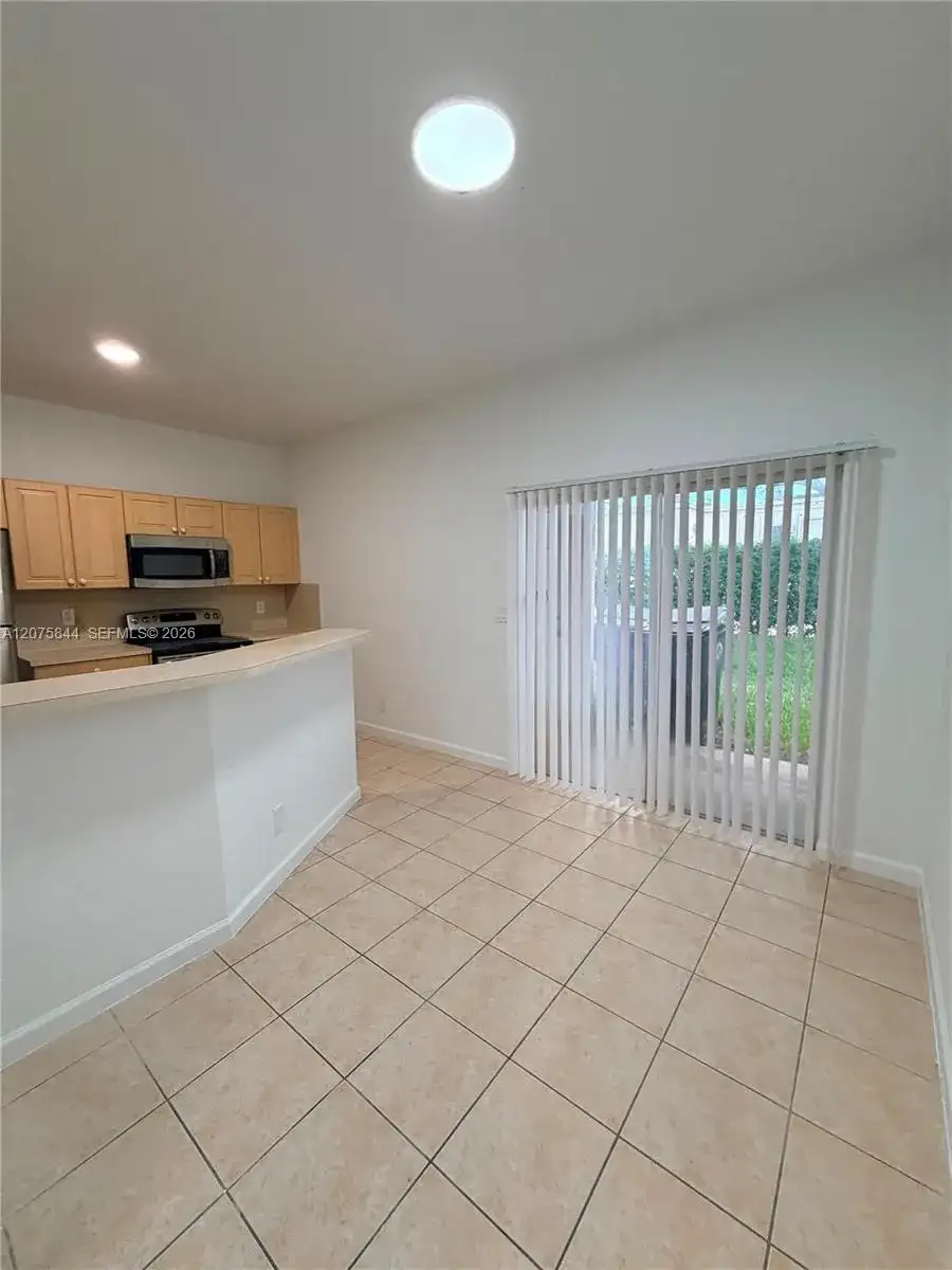 102 S Santa Catalina Cir # 102, North Lauderdale FL 33068 photo 4